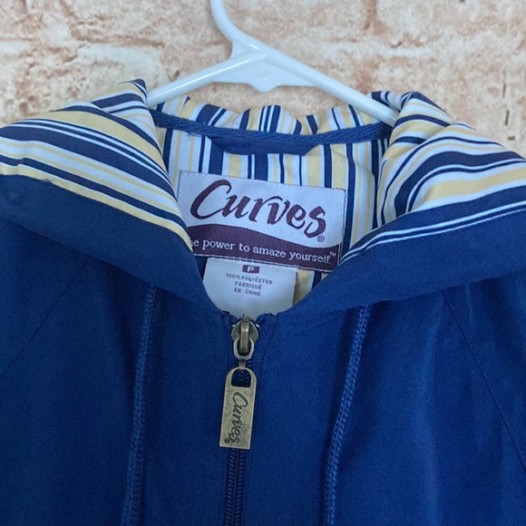 Awesome Curves jacket - Picture 4 of 8